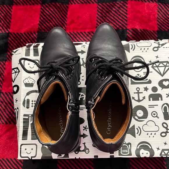 Heeled Booties - Picture 4 of 9